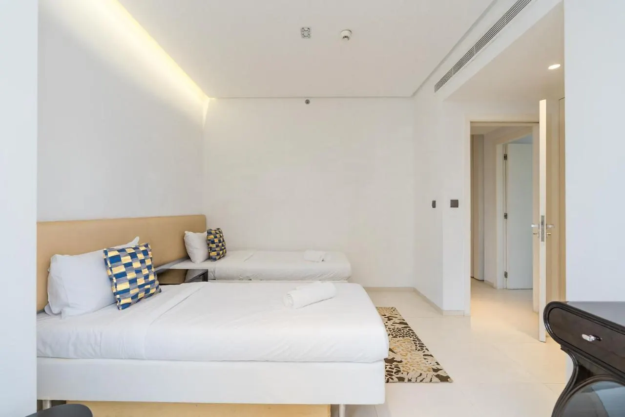 Comfortable 2 Bed - Near Marina Mall Dubai