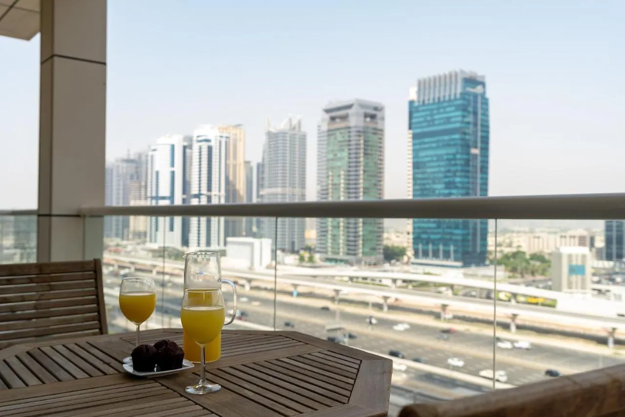 Comfortable 2 Bed - Near Marina Mall Dubai Appartamento